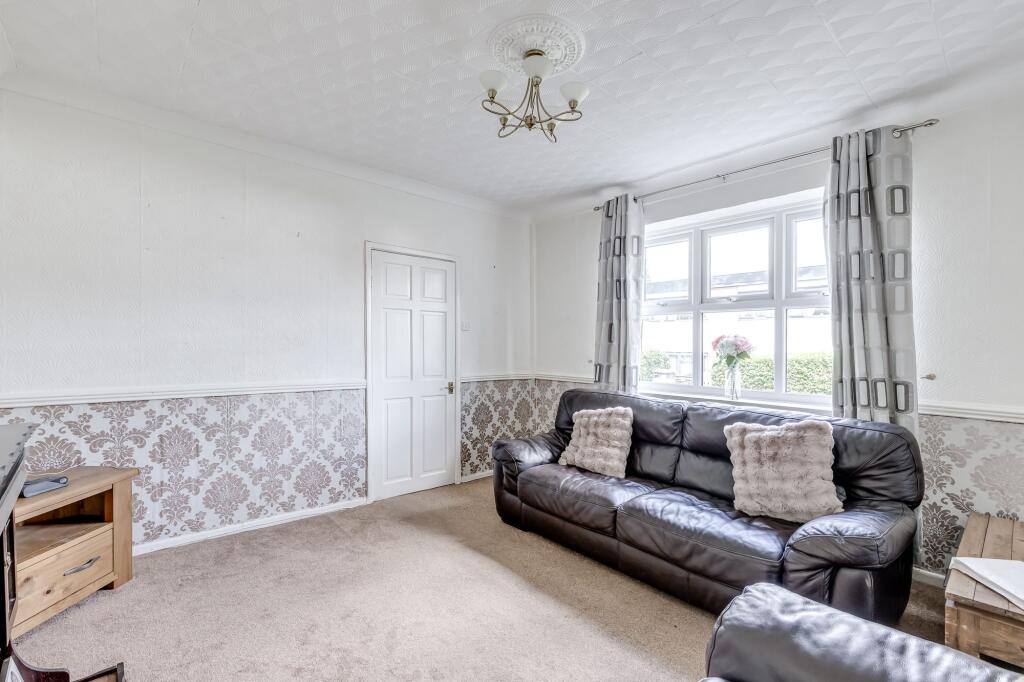 Levens Walk, Wigan, WN5 photo 2