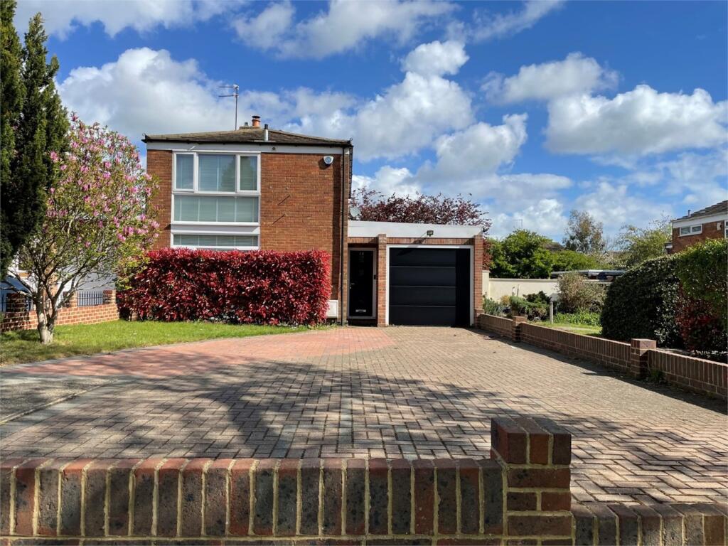 Main image of property: Speldhurst Close, Bromley, BR2