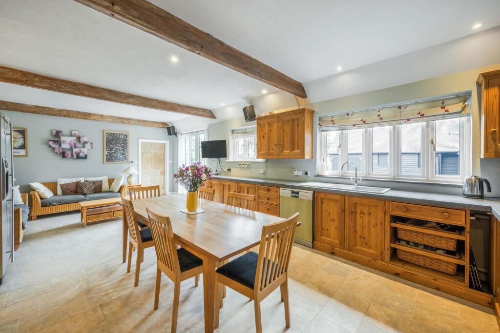 House in Sevenoaks, Kent - View 2