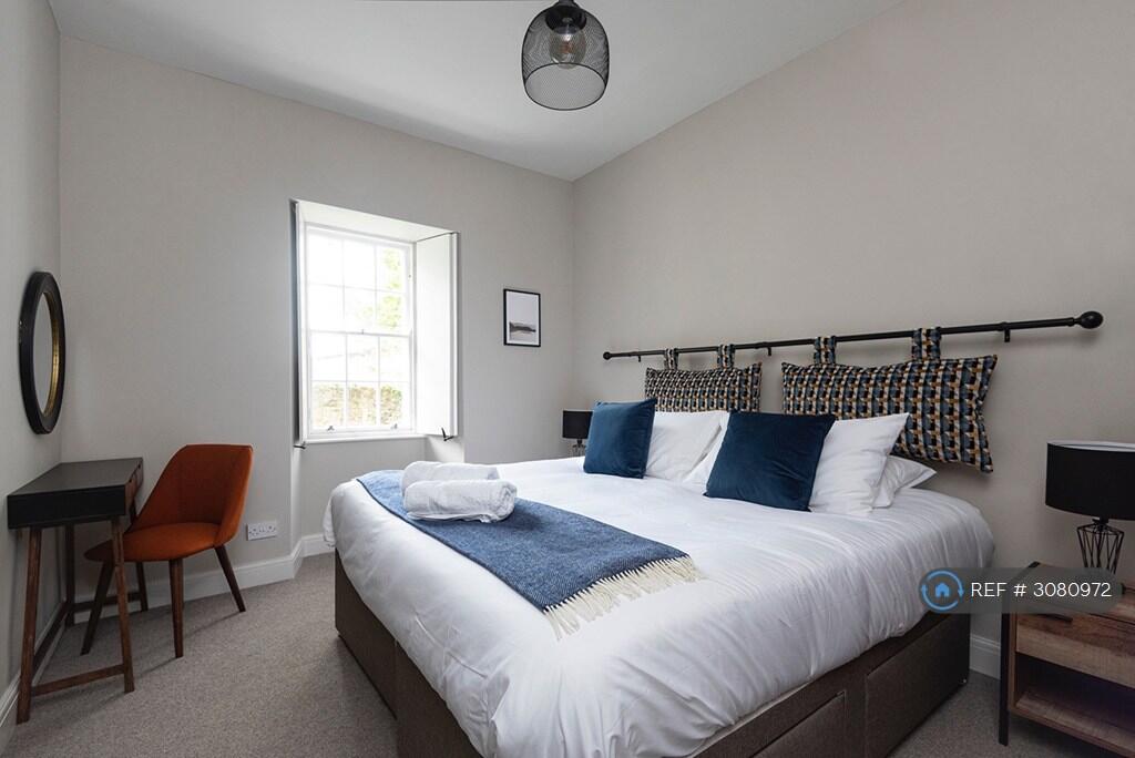 Apartment in Edinburgh - View 5