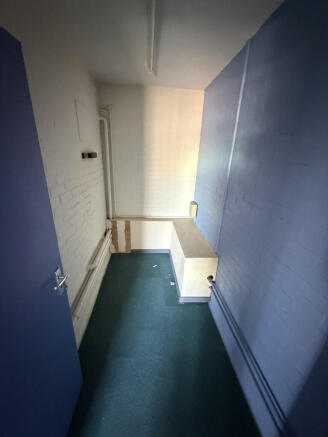 5 Medium T202609221025.jpg