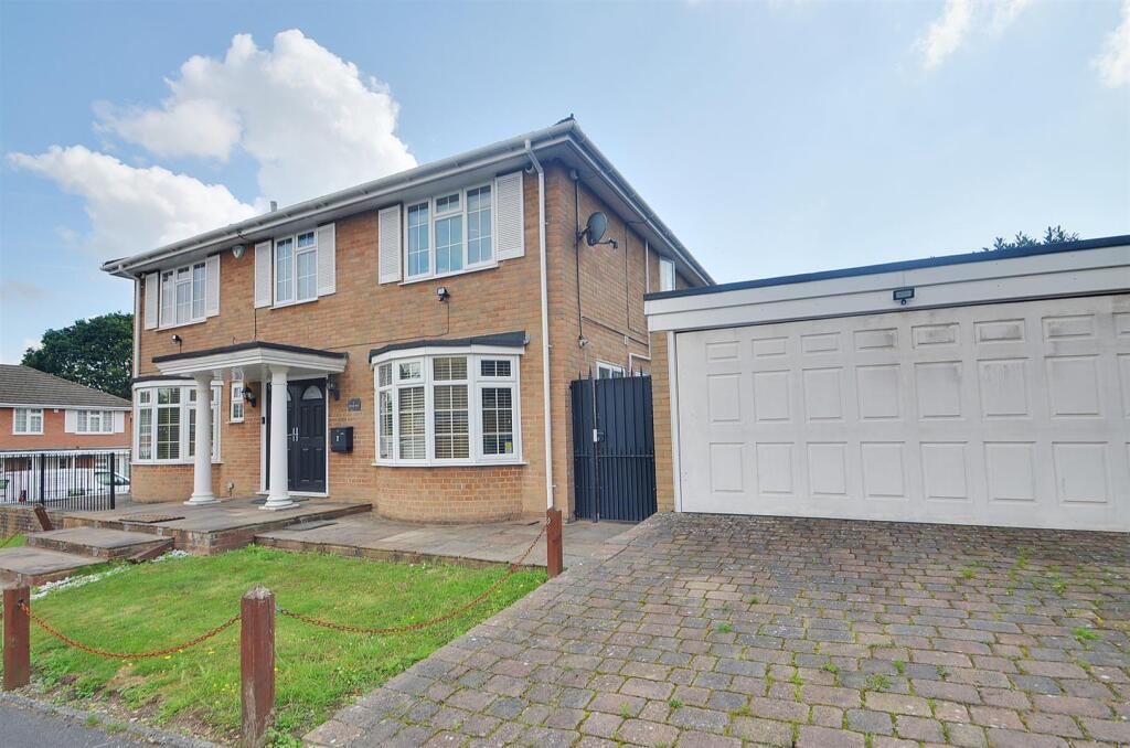 Main image of property: Leavesden Road, Stanmore, HA7