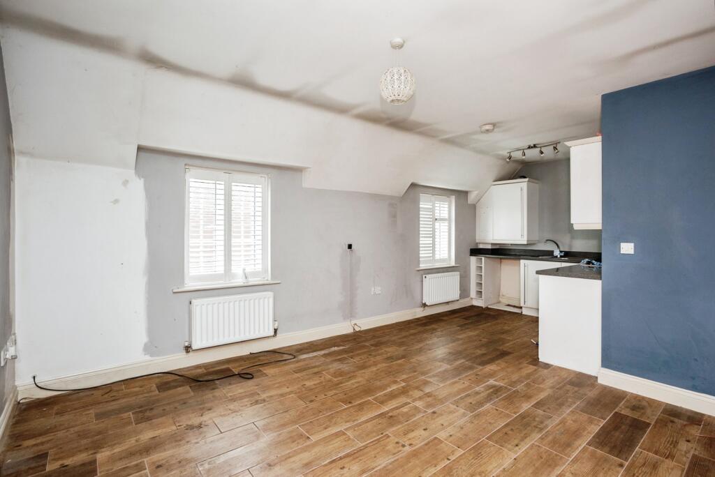 Frome Gardens, Bingham, Nottingham, Nottinghamshire, NG13 - View 6