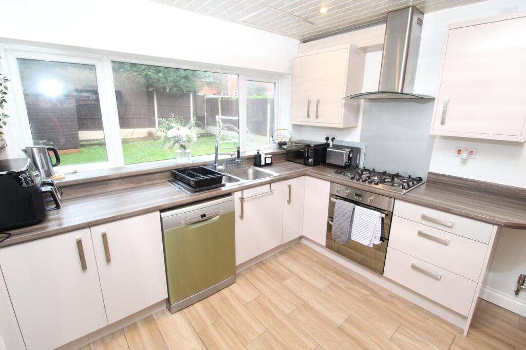Helston Road, Walsall, WS5 photo 3
