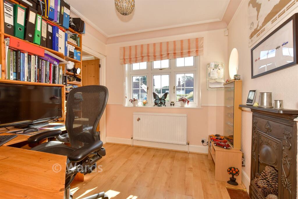House in Canterbury - View 5
