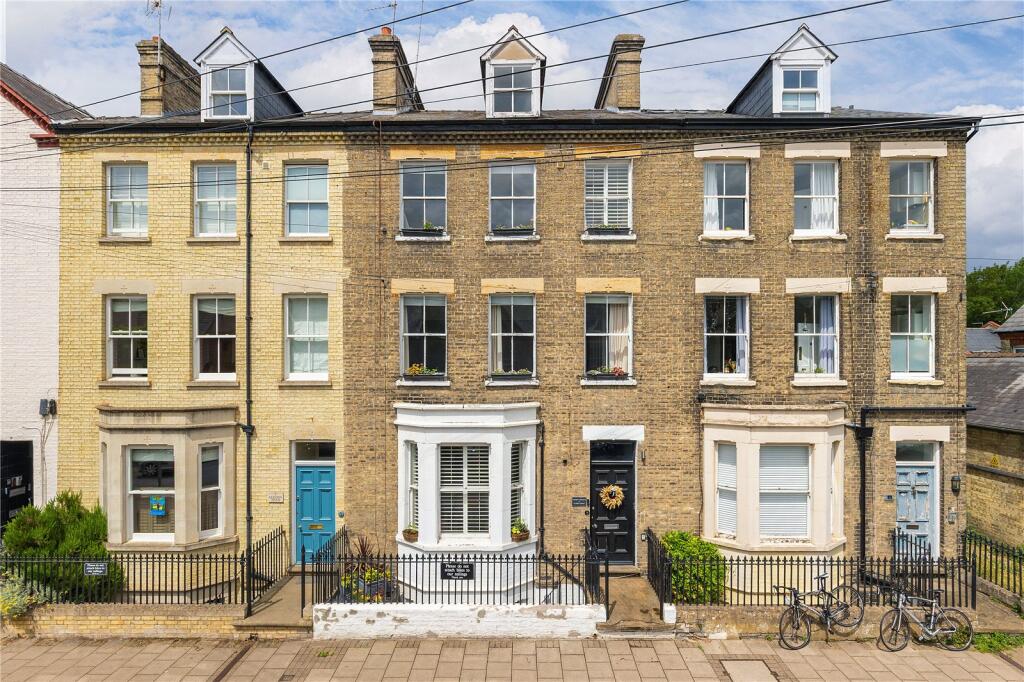 Main image of property: Glisson Road, Cambridge, Cambridgeshire, Cb1 2ha, CB1