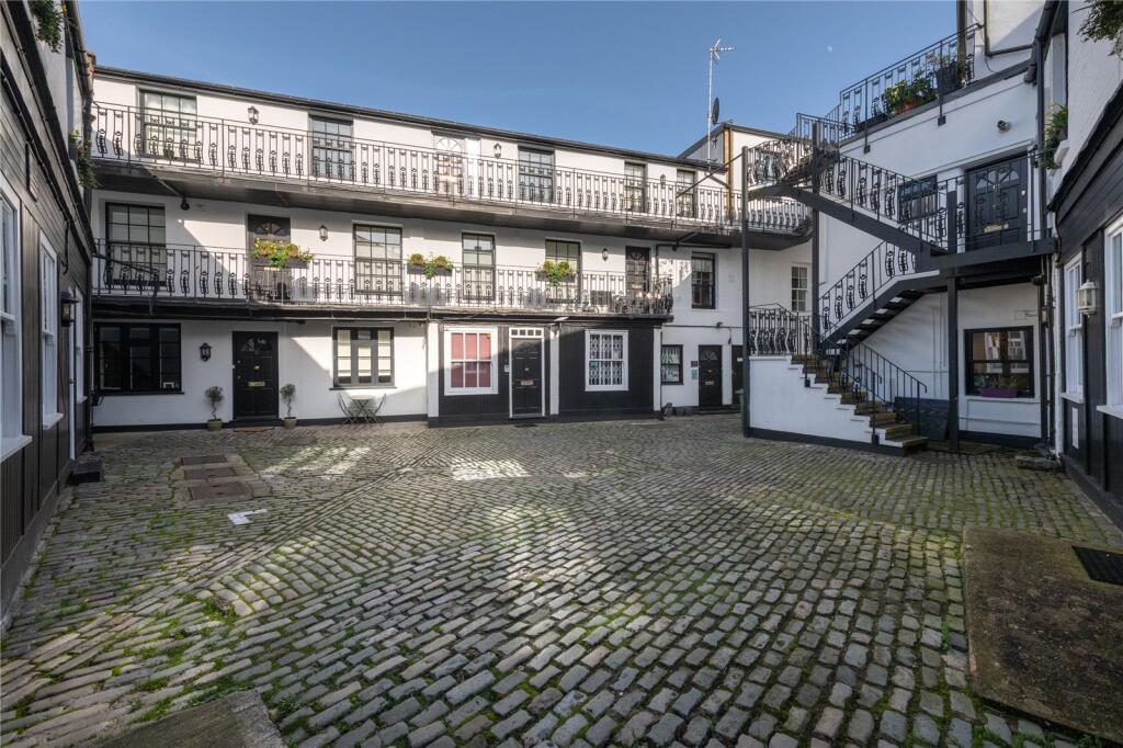 McCrone Mews, Belsize Lane, London, NW3 - View 6