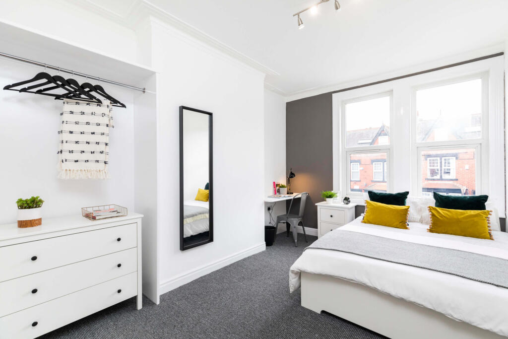 House in Leeds - View 3