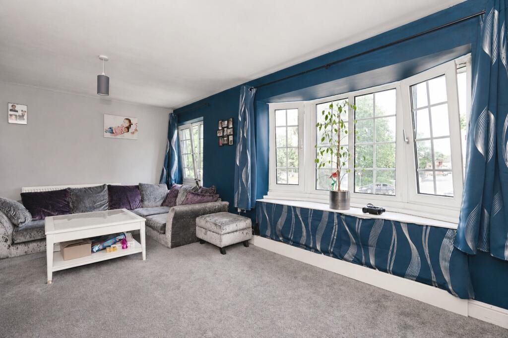 Apartment in Mid Sussex, Haywards Heath - View 2