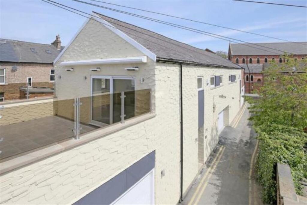 Main image of property: St. Roberts Mews, Harrogate, North Yorkshire, UK, HG1