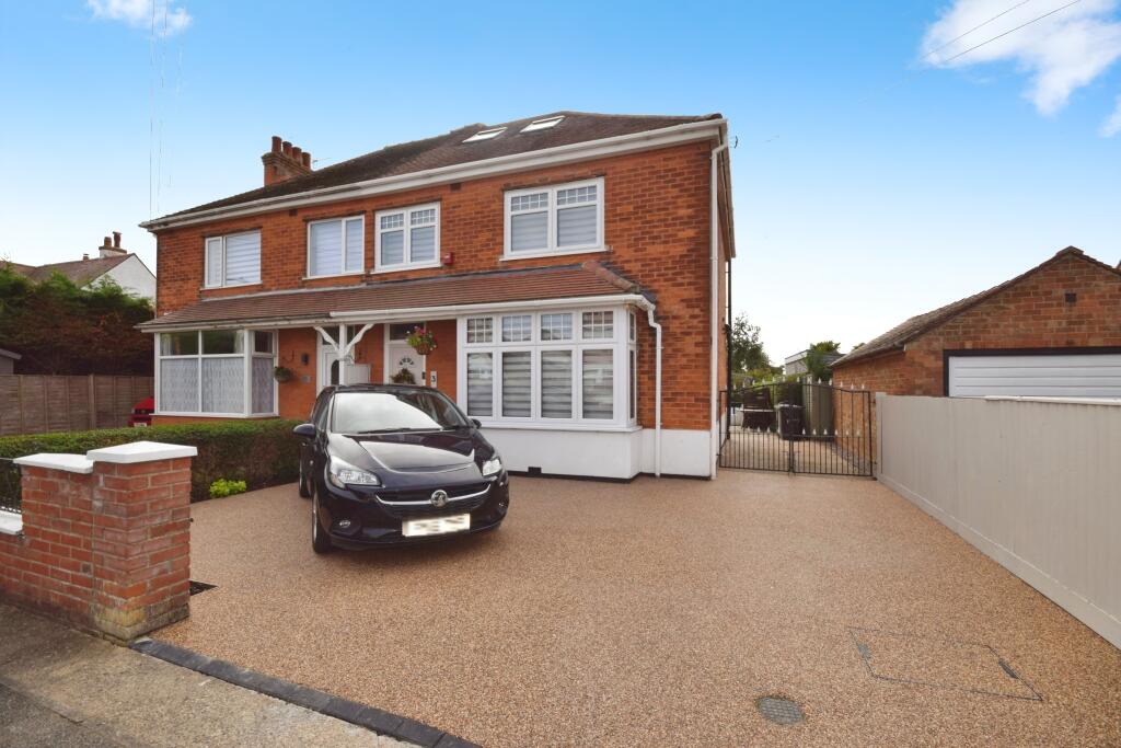 4-bed semi-detached on Brancaster Drive, Skegness, PE25, £275,000