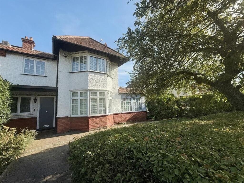 Main image of property: Woodcroft Avenue, Mill Hill, NW7