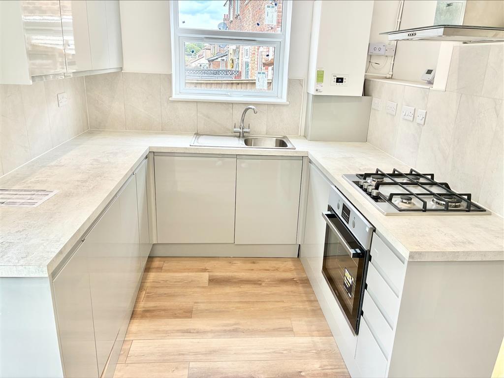 Main image of property: Bitterne Road West, SOUTHAMPTON