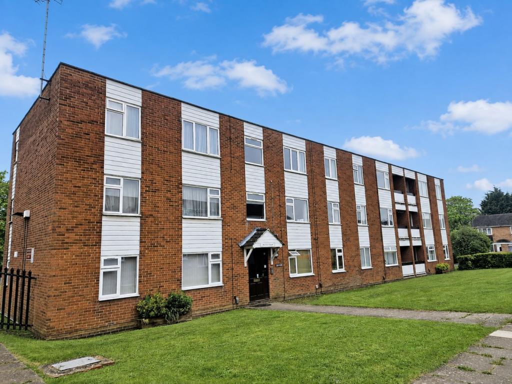 Main image of property: Chiltern Way, Northampton, NN5