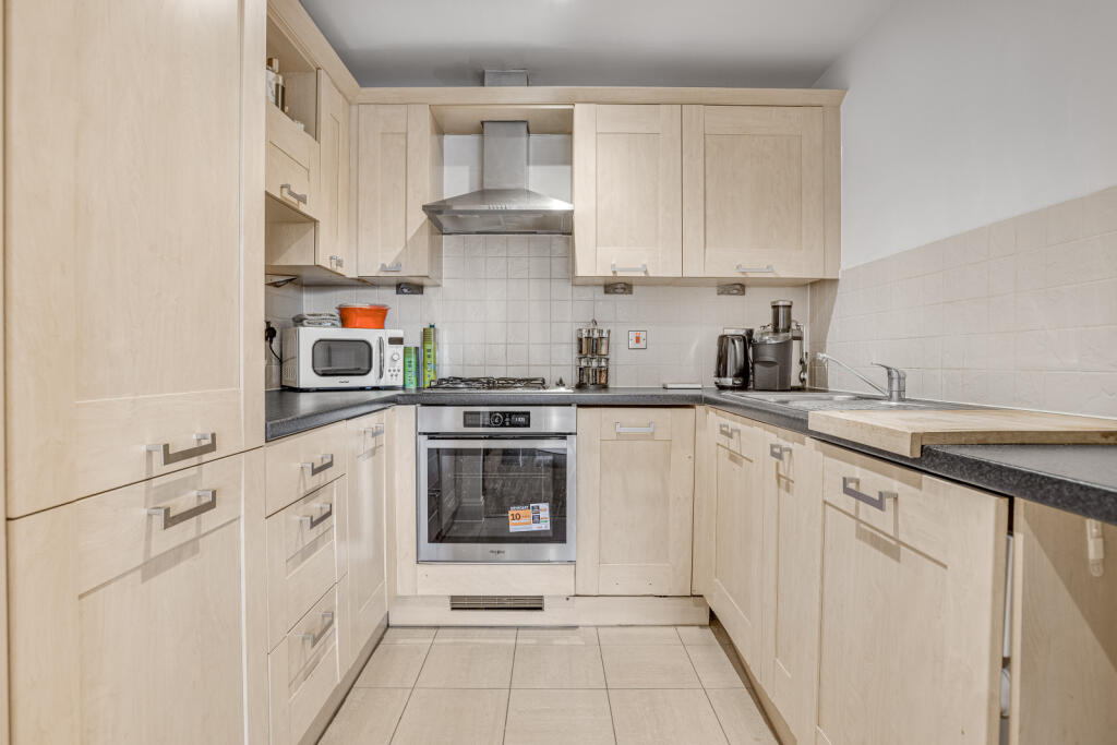 Main image of property: Pembroke House,
71 Kings Avenue, SW4