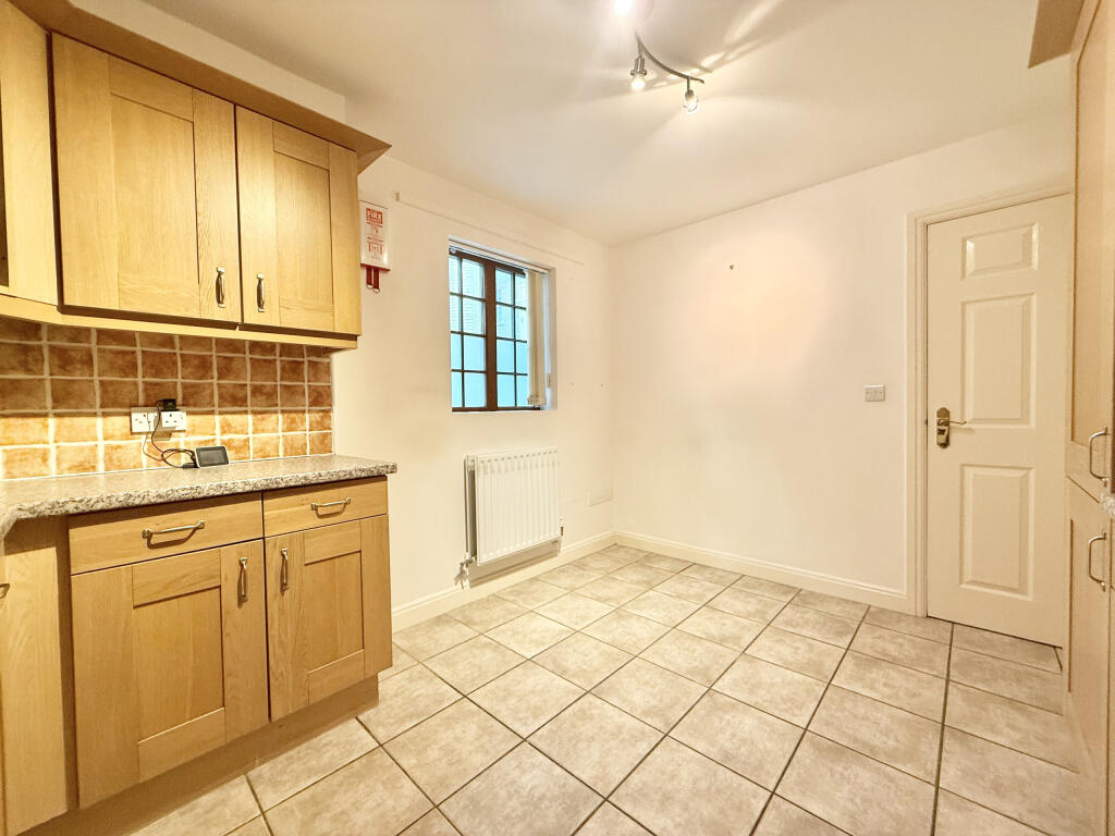 Apartment in Ferndown - More