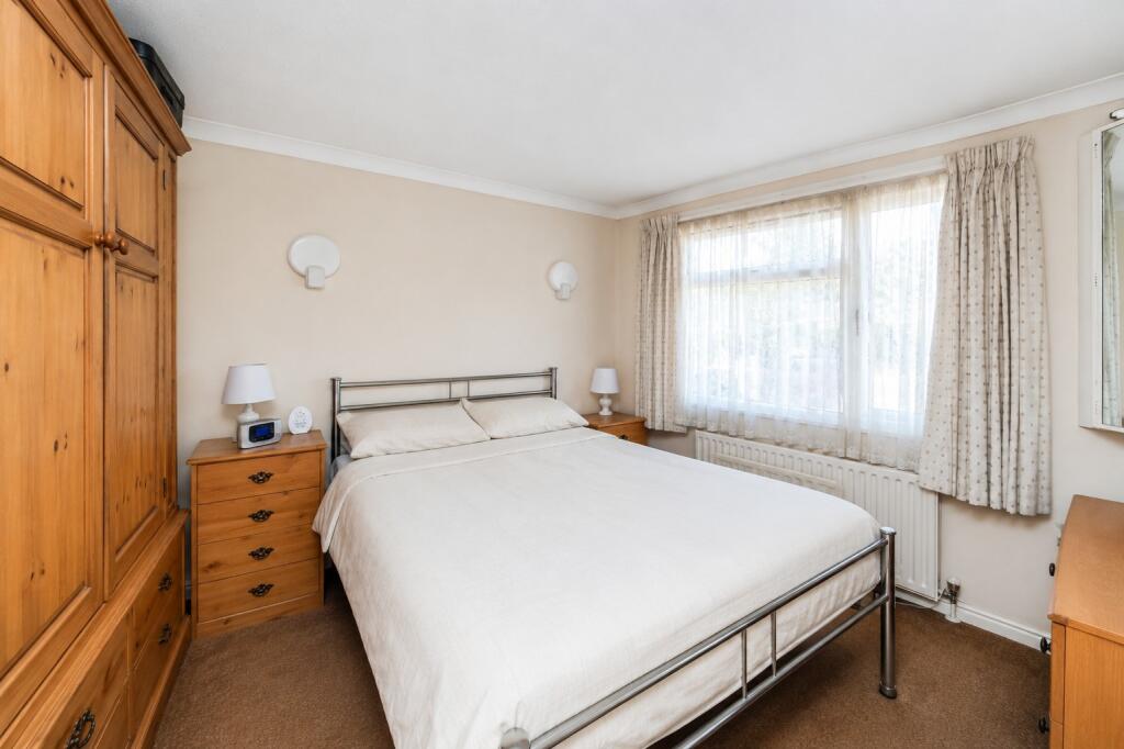 Ideal Park Homes, Bishopstoke Lane, Eastleigh photo 4