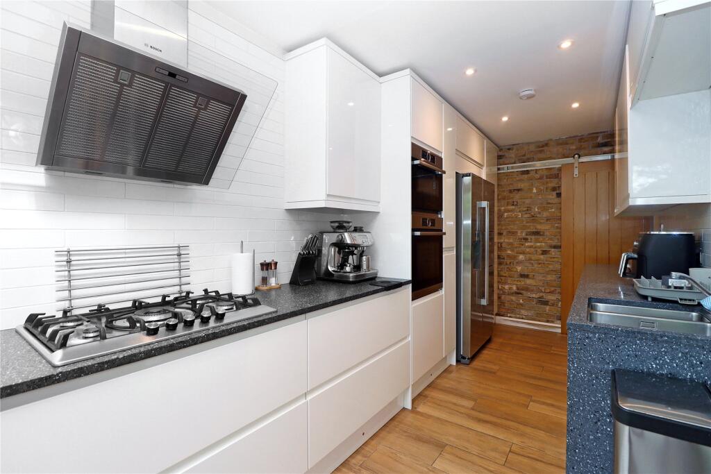 House in Woking, Maybury, Westfield - View 3