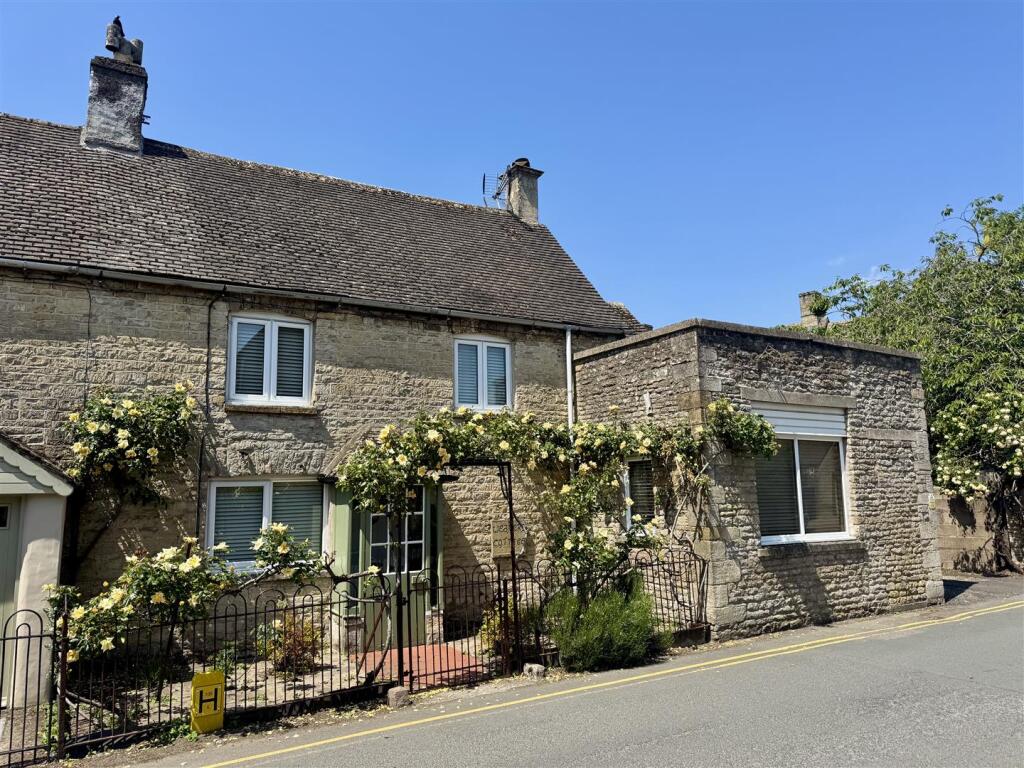 Main image of property: Well Lane, Stow-on-the-Wold