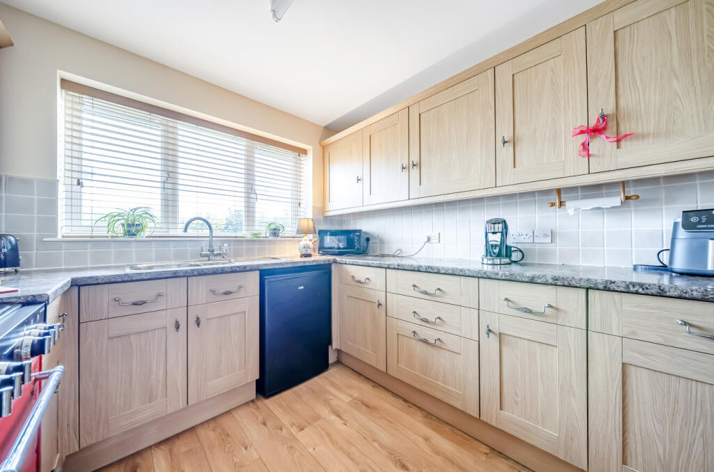 Swn Y Wylan, Tywyn, Gwynedd, LL36 photo 2