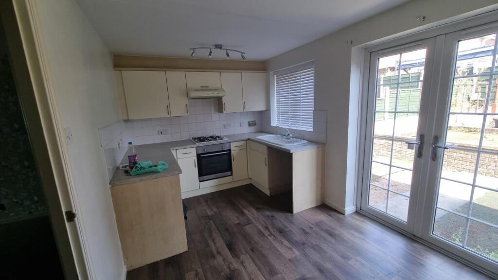 House in Oldham - More