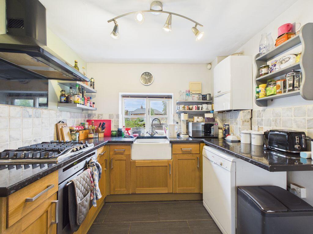House in Gloucester - View 4