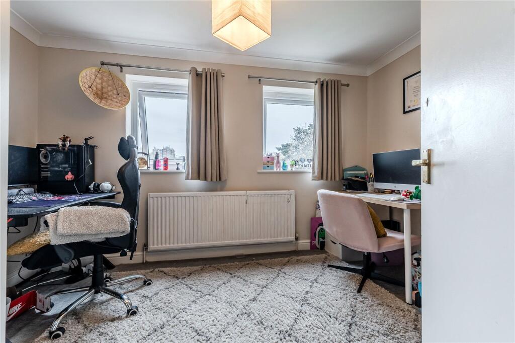 Lea Farm Road, Kirkstall, Leeds - More
