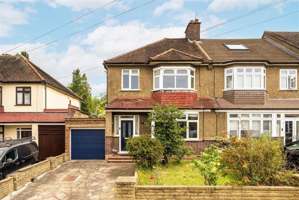 Main image of property: Pitfold Road, Lee