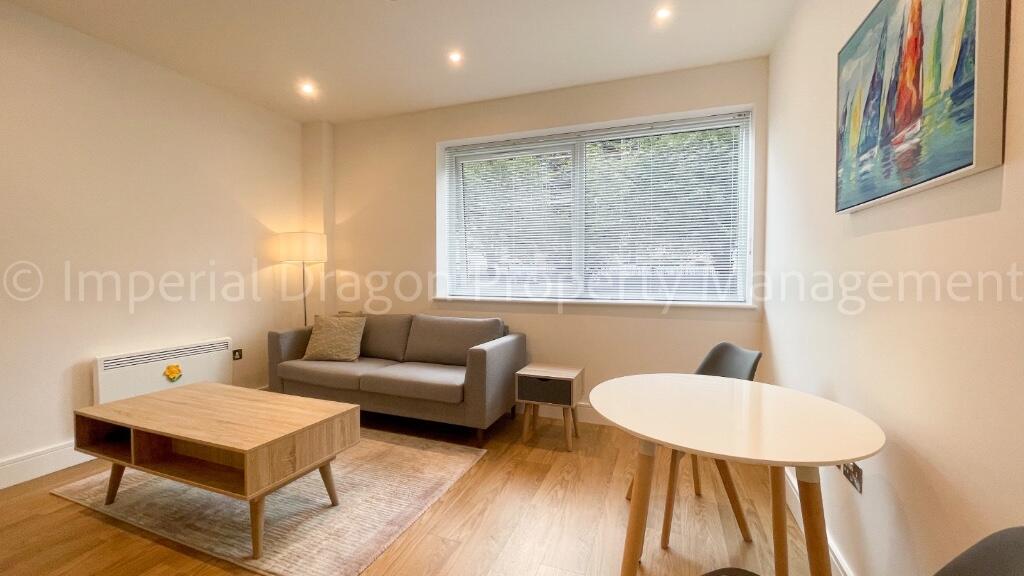 Main image of property: South Street, Hornchurch, London, RM1