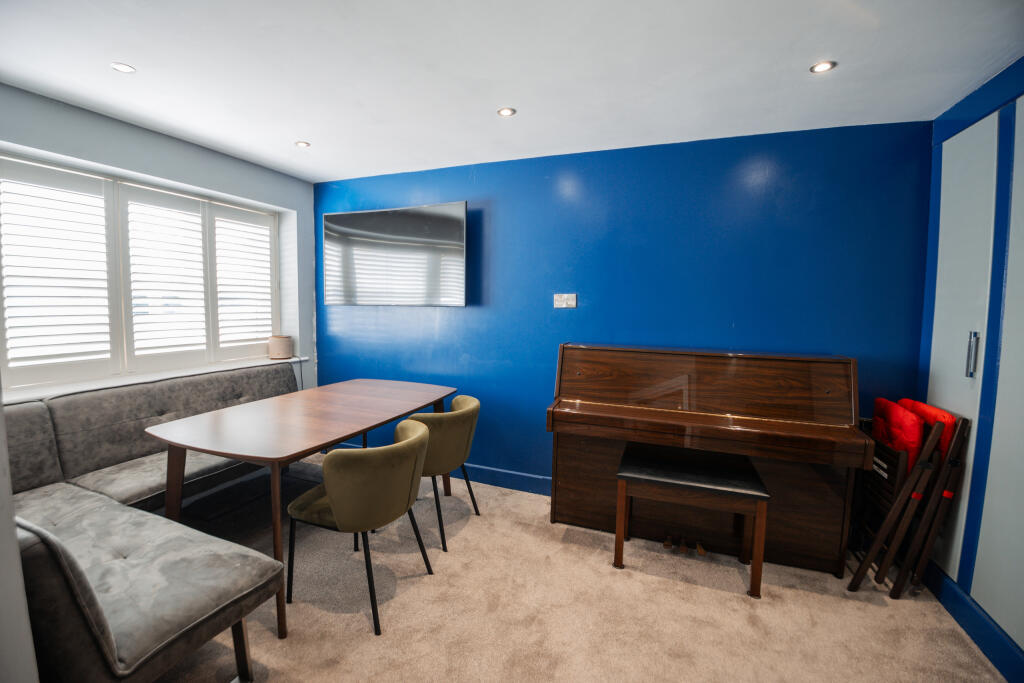 Barkway Drive, Orpington photo 3
