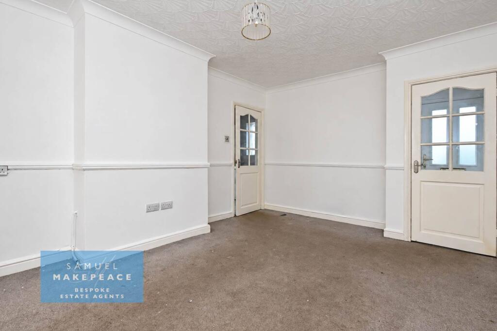 House in Stoke-on-Trent - View 3