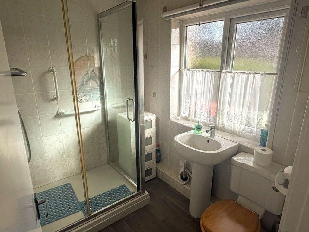 House in Milton Keynes, Bletchley and Fenny Stratford - More