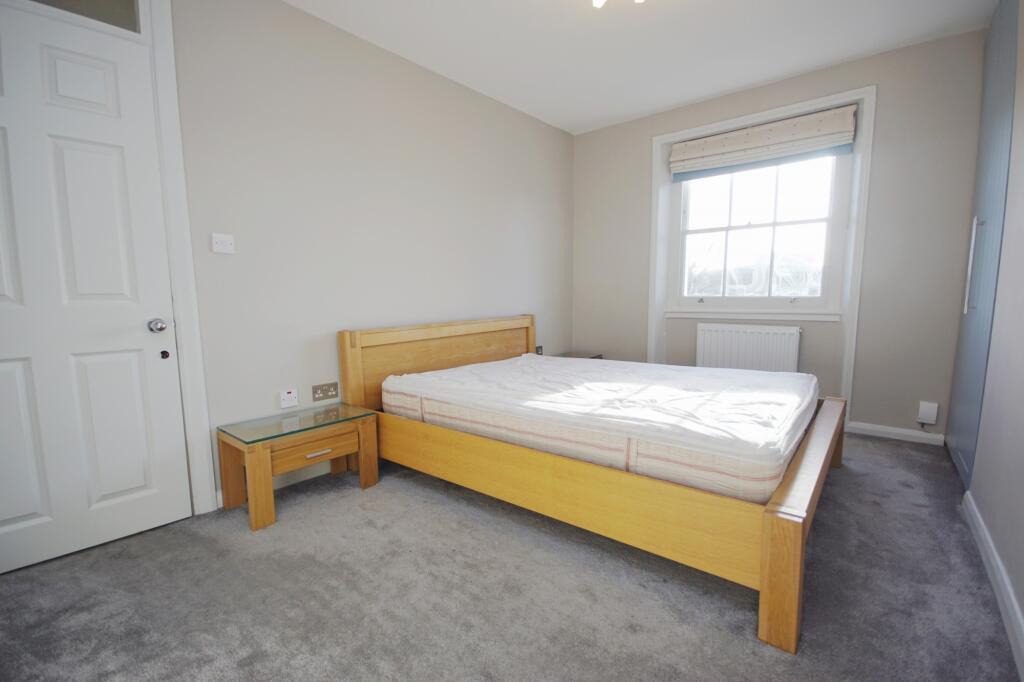 2 bedroom maisonette for rent