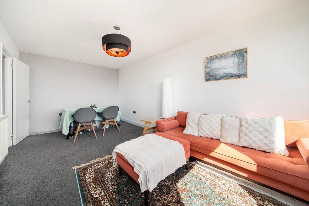 Apartment in London - View 3