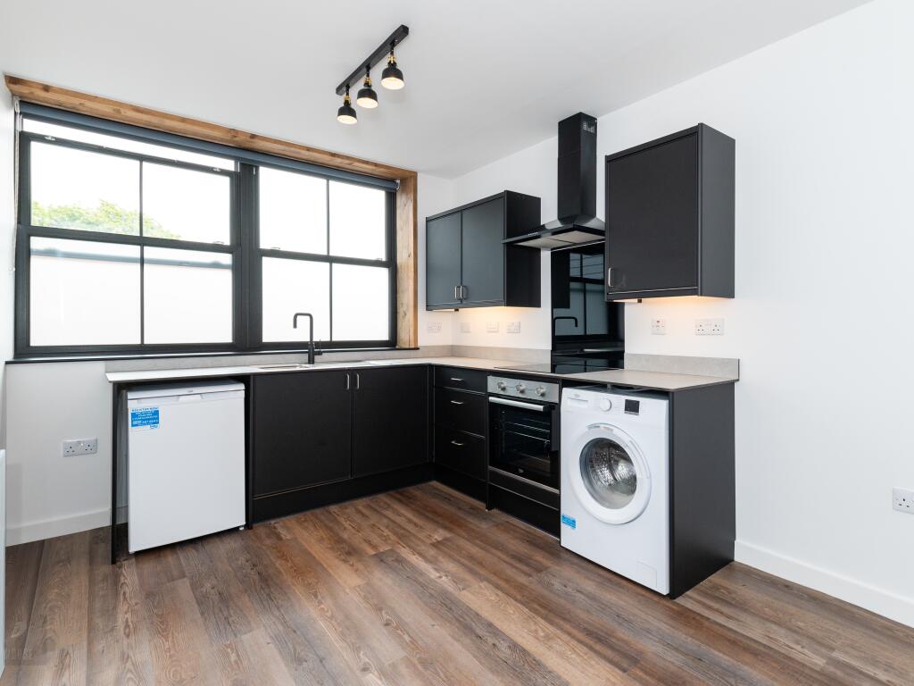 Main image of property: Flat 4, Sullivan House, 72-80 Widemarsh Street