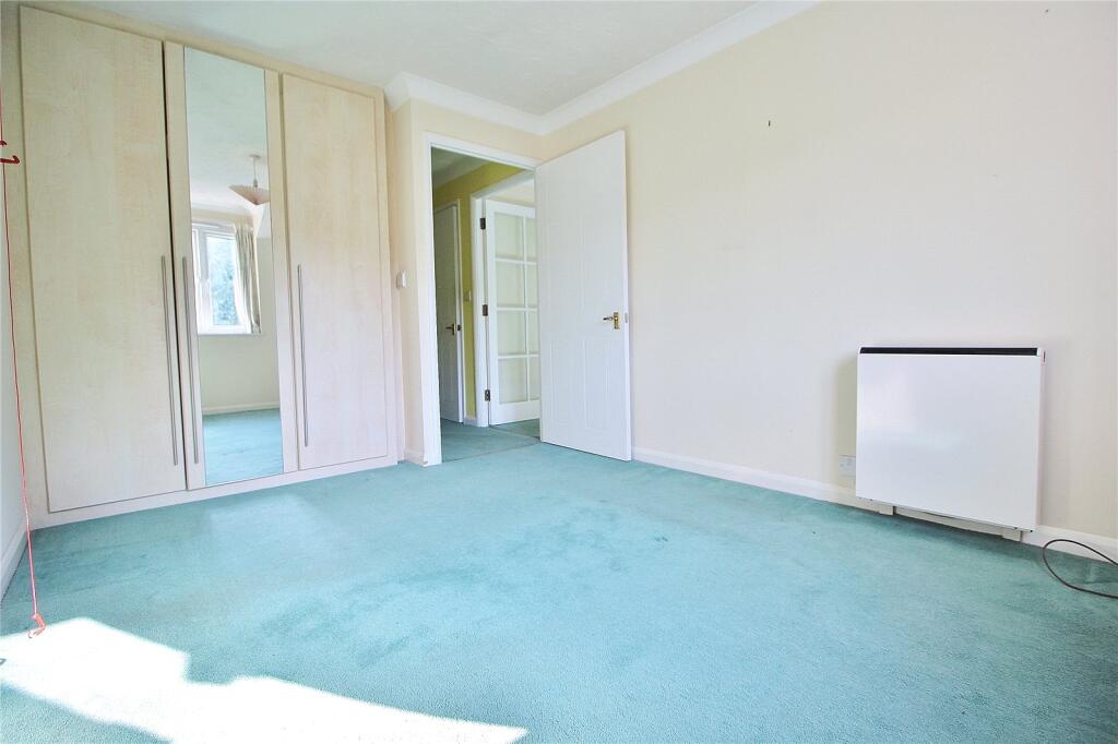 Apartment in Worthing, Findon Valley - View 4