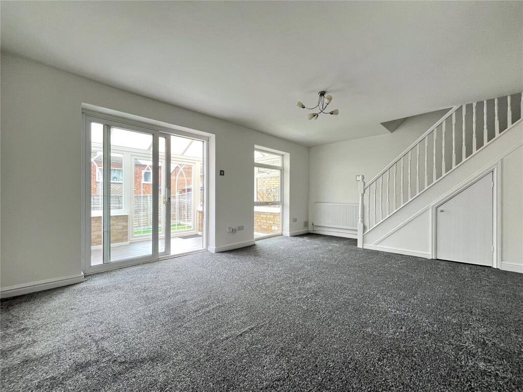 House in Chatham, Medway - View 4