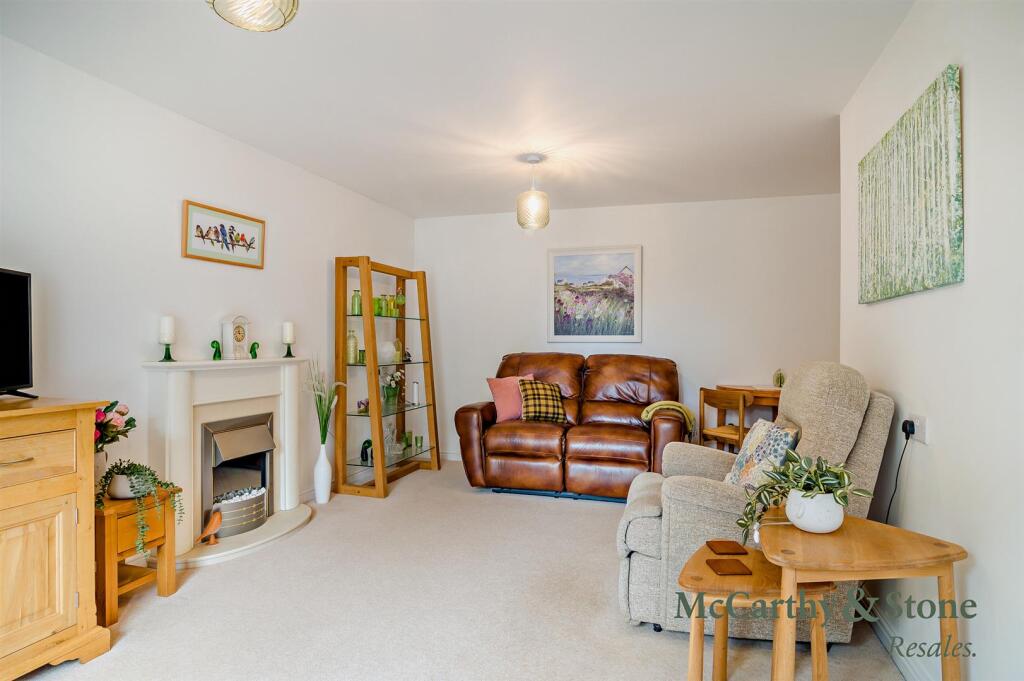 Apartment in Bath - More