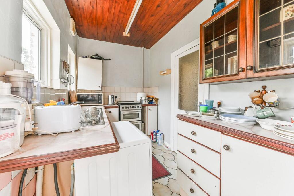 Main image of property: Preston Road, Norwood, London, SE19