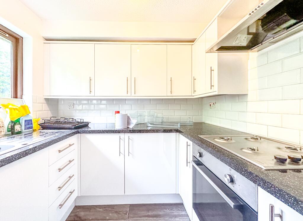Apartment in Watford - View 4