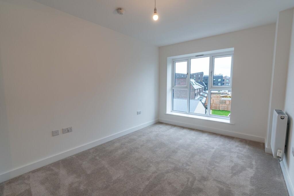 Apartment in Rochester - View 5