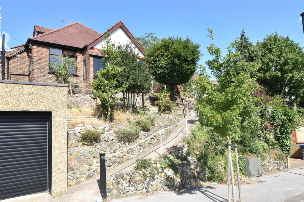 Main image of property: Kingsdown Avenue, South Croydon, CR2