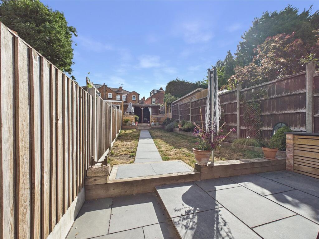 House in Worcester - View 5