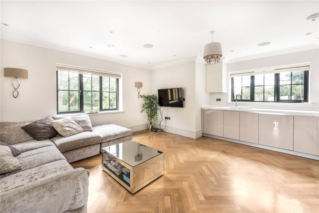 Apartment in Guildford - View 2