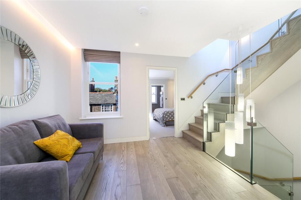 Apartment in London - View 4
