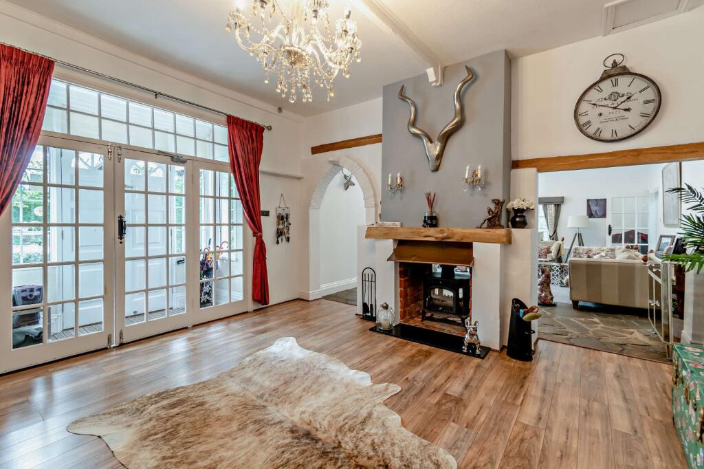 House in Slough - View 3