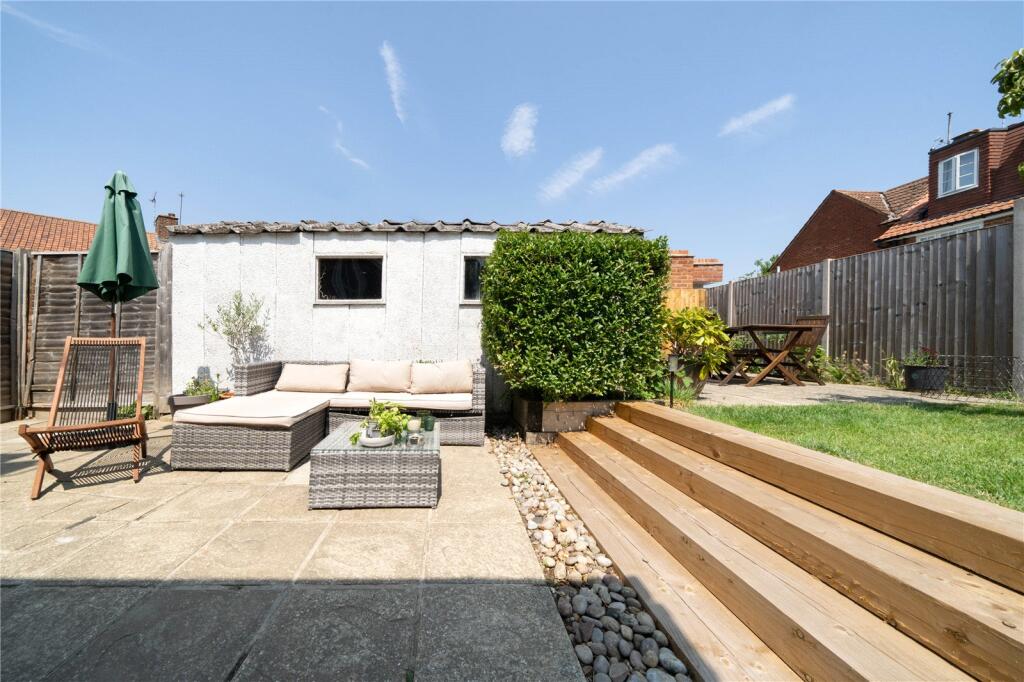 Greenstead Gardens, London, SW15 - View 3