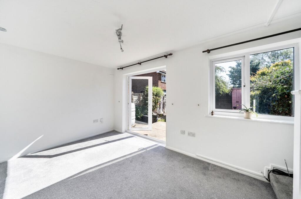 House in Reading - More