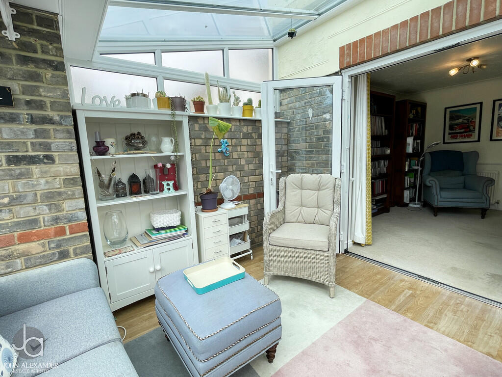 House in Braintree, Kelvedon - View 4