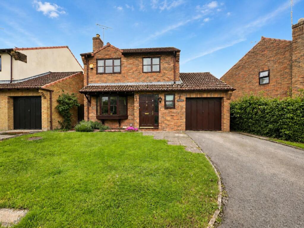 Main image of property: Fitzhardinge Way, Berkeley